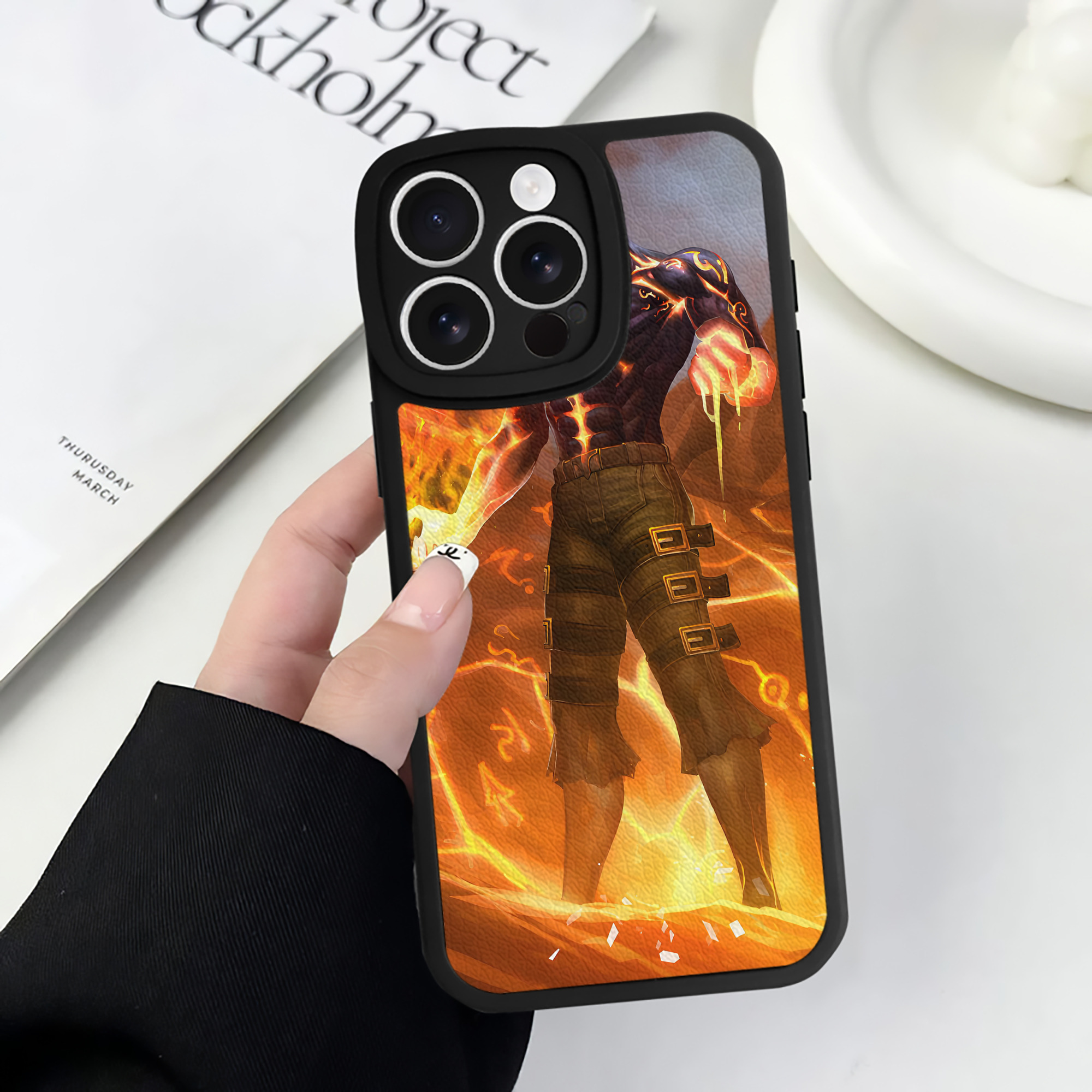 リーグ・オブ・レジェンド League of Legends LOL 【iPhone 16シリーズ対応】シリコンスマホケース（レザー調） 材質：シリコン